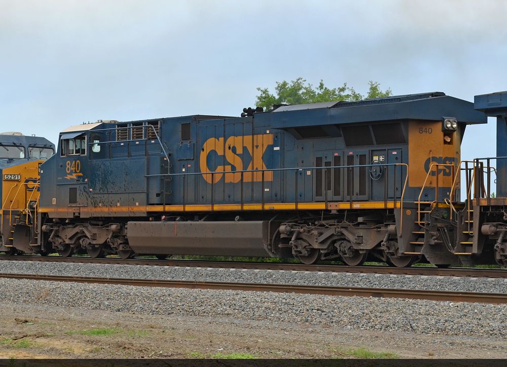 CSX 840